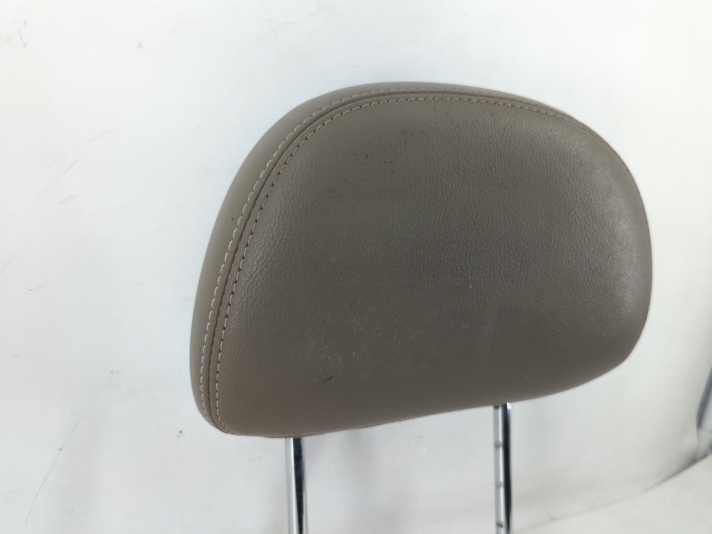 2006 Mercury Montego Headrest Head Rest Front Driver Passenger Seat Fits OEM Used Auto Parts - Oemusedautoparts1.com