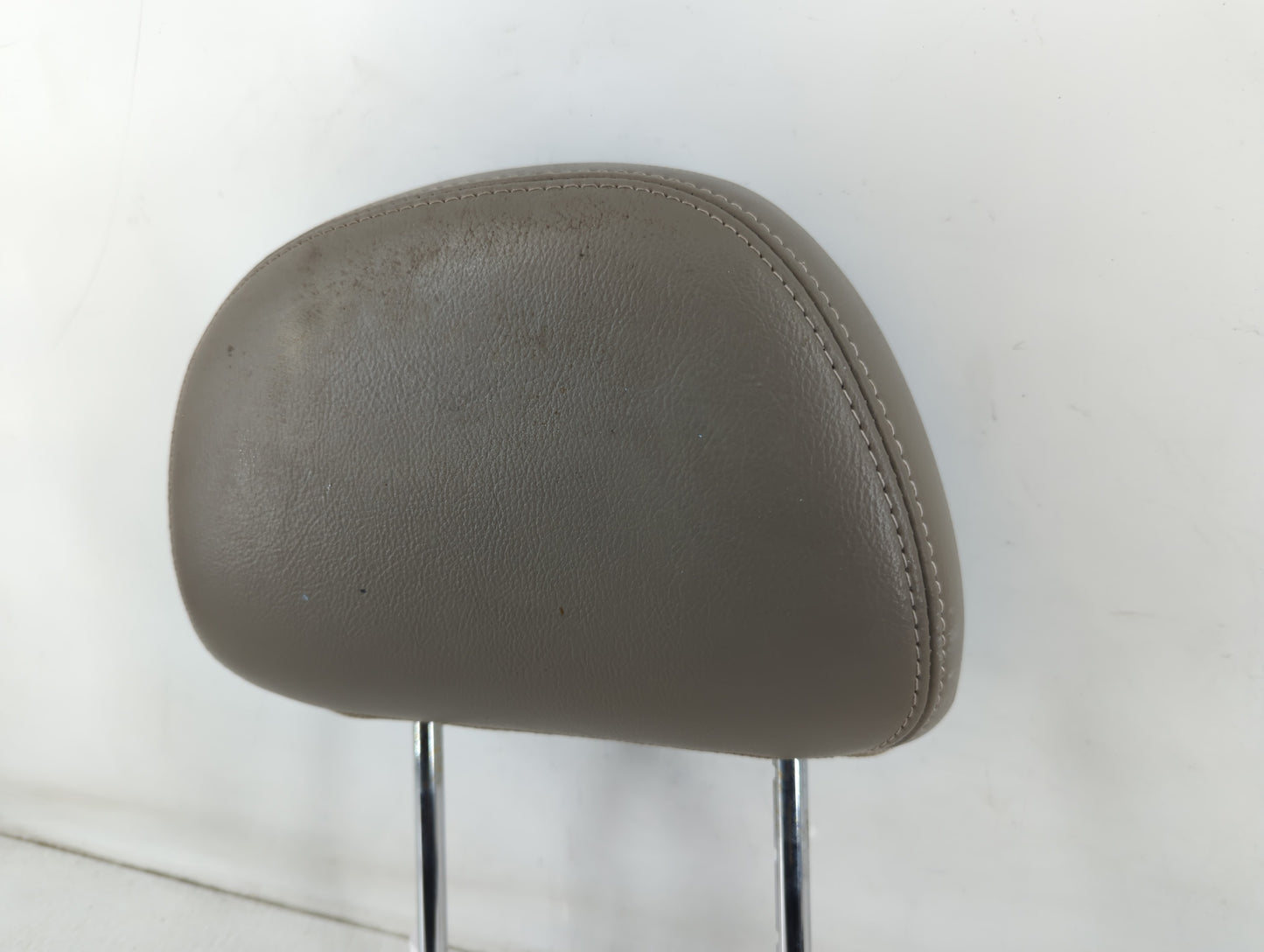 2006 Mercury Montego Headrest Head Rest Rear Seat Fits OEM Used Auto Parts - Oemusedautoparts1.com
