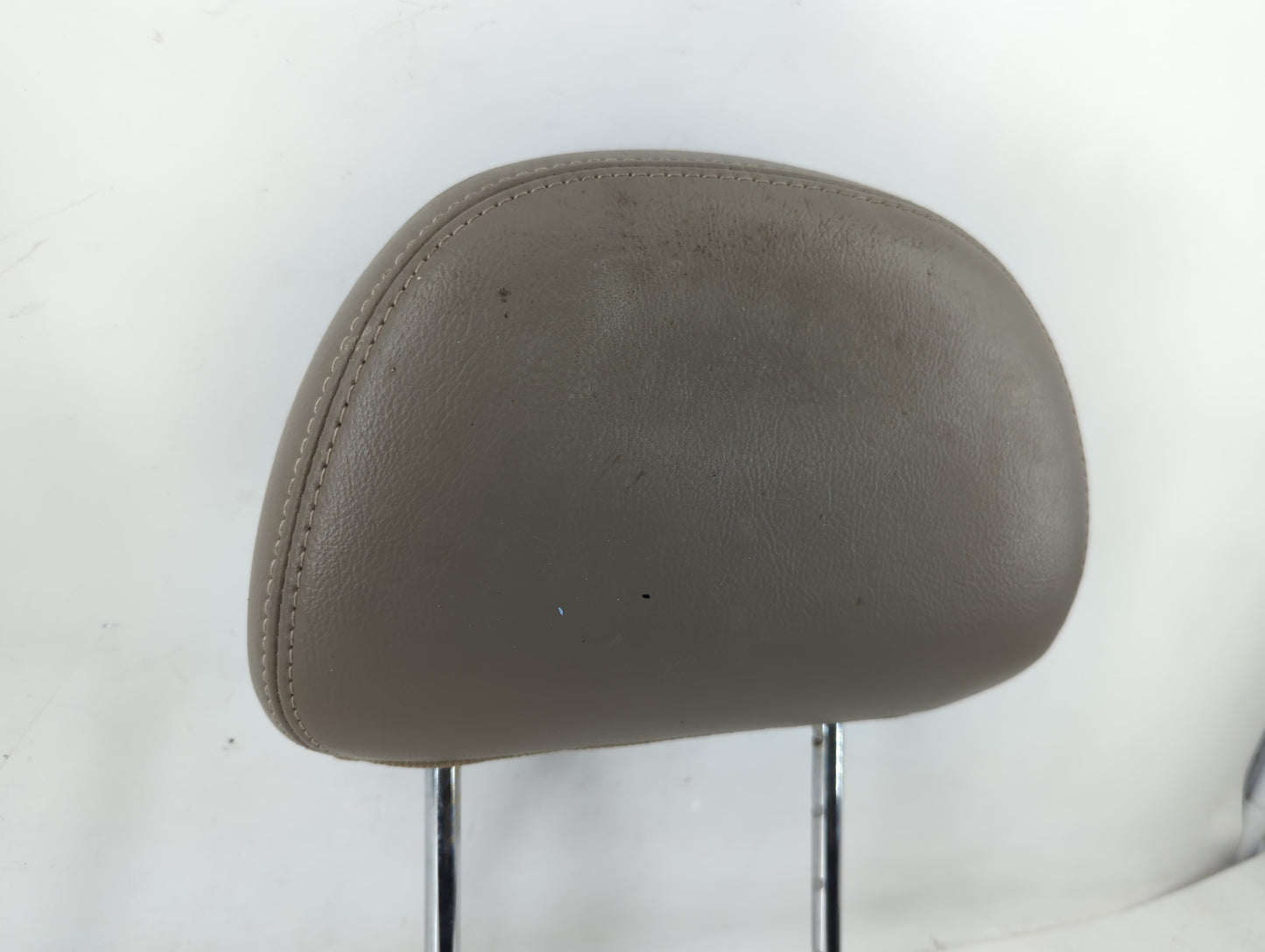 2006 Mercury Montego Headrest Head Rest Rear Seat Fits OEM Used Auto Parts - Oemusedautoparts1.com