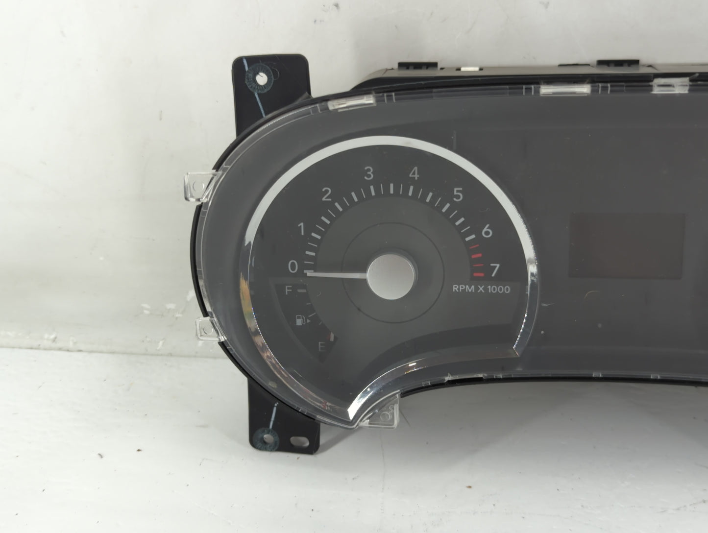 2006-2007 Mercury Mountaineer Instrument Cluster Speedometer Gauges P/N:6L9T-10849-FB Fits Fits 2006 2007 OEM Used Auto Part