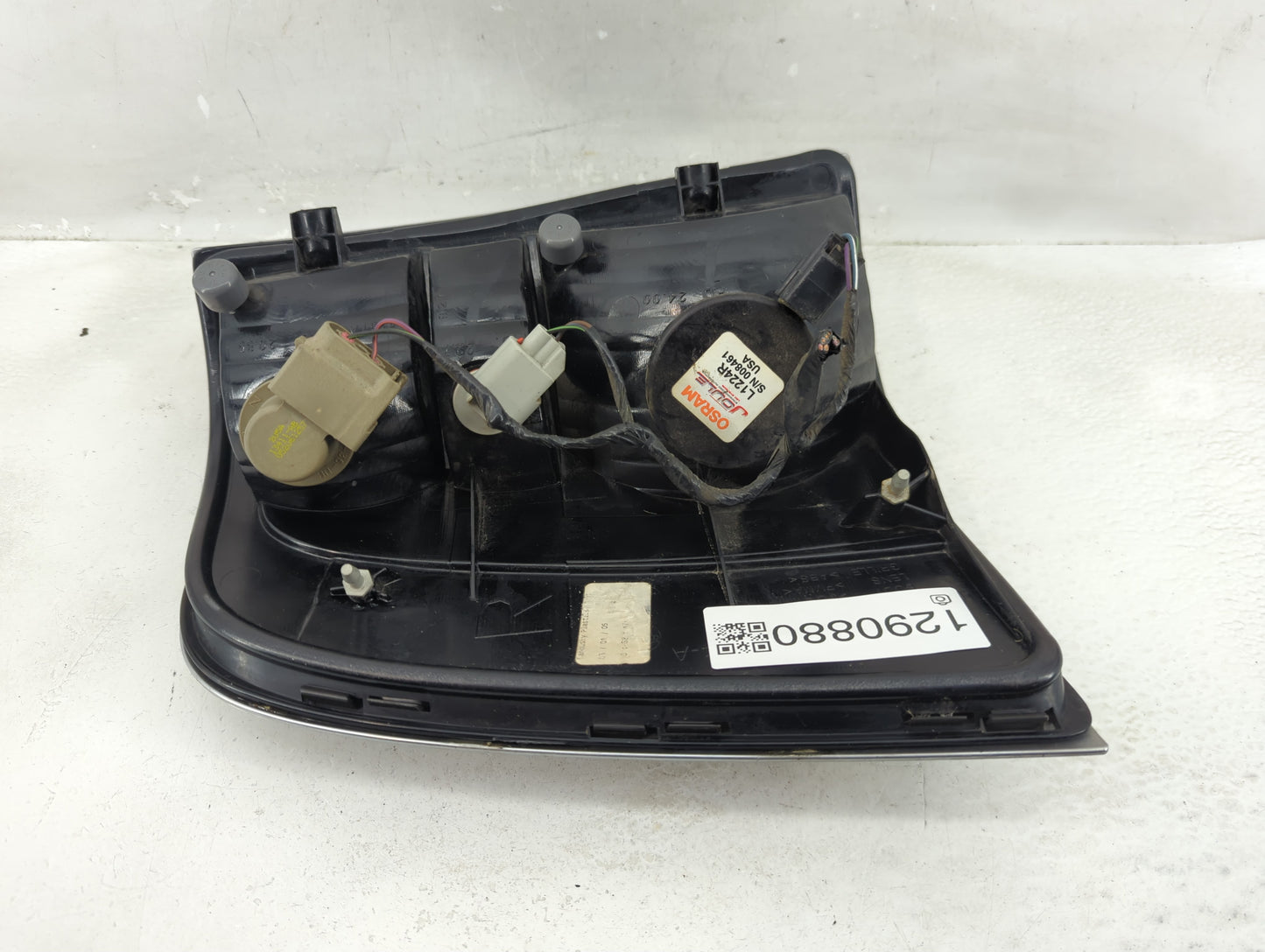 2006-2010 Mercury Mountaineer Tail Light Assembly Passenger Right OEM Fits Fits 2006 2007 2008 2009 2010 OEM Used Auto Parts