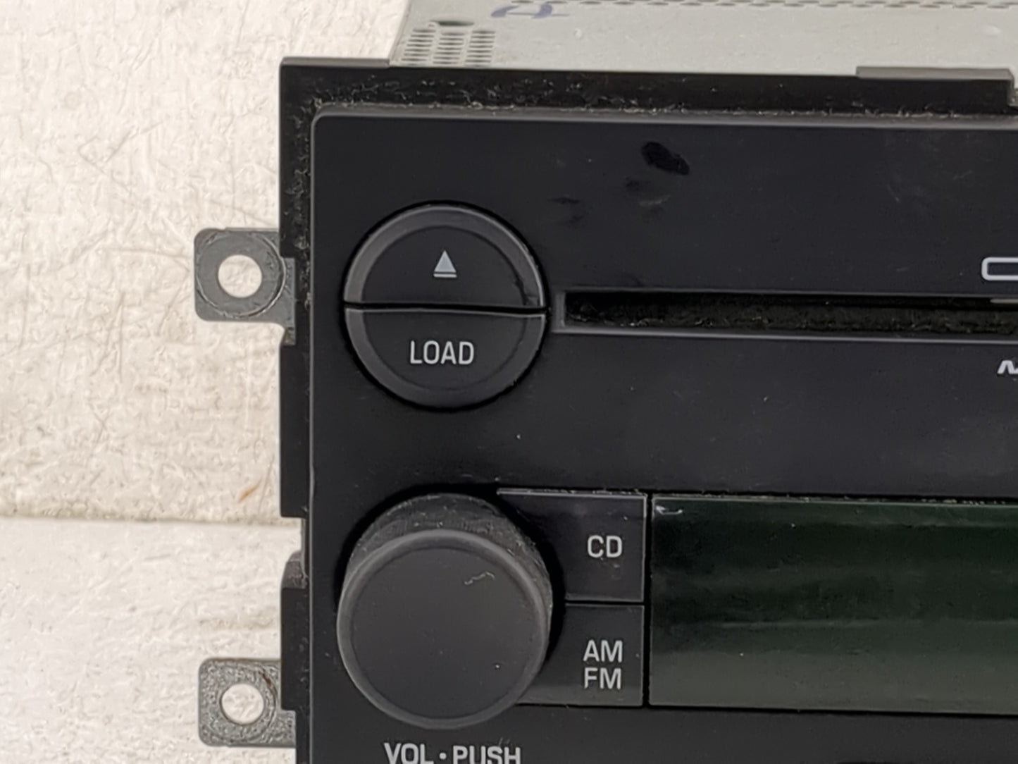 2006 Mercury Mountaineer Radio AM FM Cd Player Receiver Replacement P/N:6L2T-18C815-BK Fits Fits 2007 OEM Used Auto Parts - 