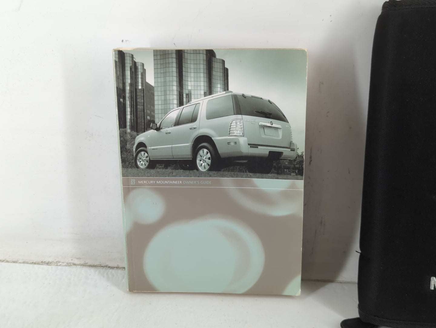 2006 Mercury Mountaineer Owners Manual Book Guide P/N:7L9J-19A321-EA OEM Used Auto Parts - Oemusedautoparts1.com