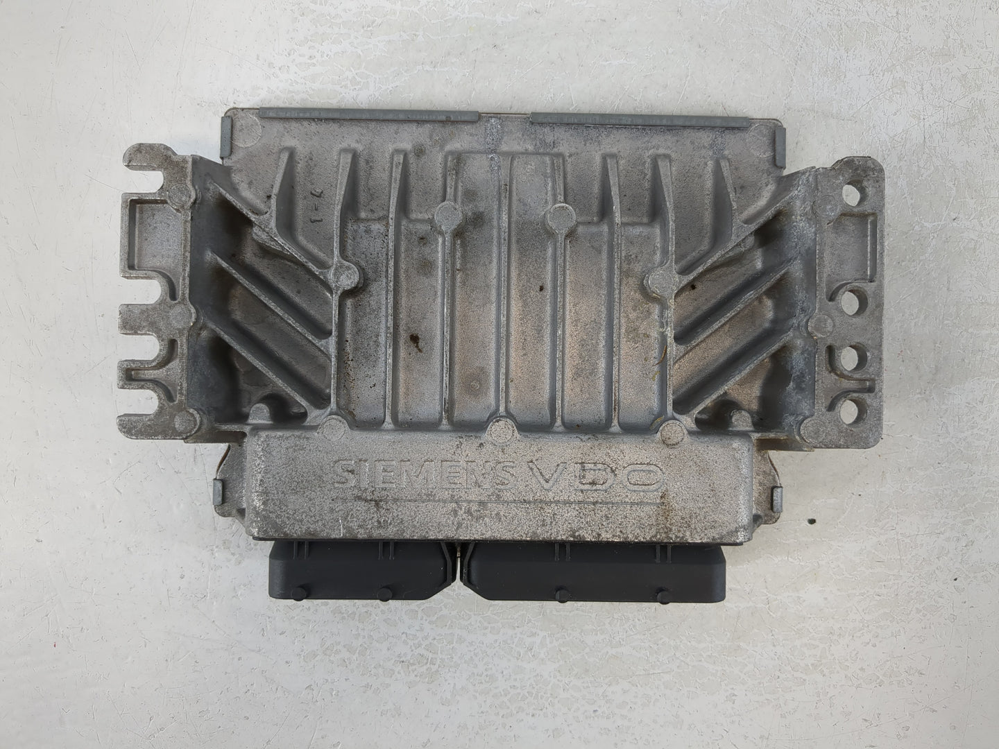 2006 Mini Cooper PCM Engine Control Computer ECU ECM PCU OEM P/N:7592634 Fits OEM Used Auto Parts - Oemusedautoparts1.com