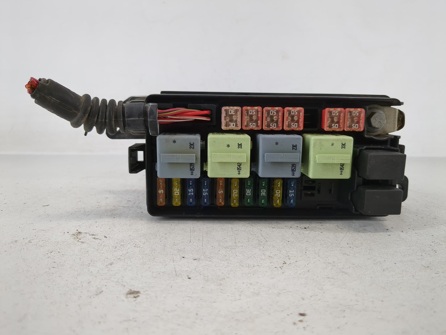 2006 Mini Cooper Fusebox Fuse Box Panel Relay Module P/N:6906614-04 Fits OEM Used Auto Parts - Oemusedautoparts1.com