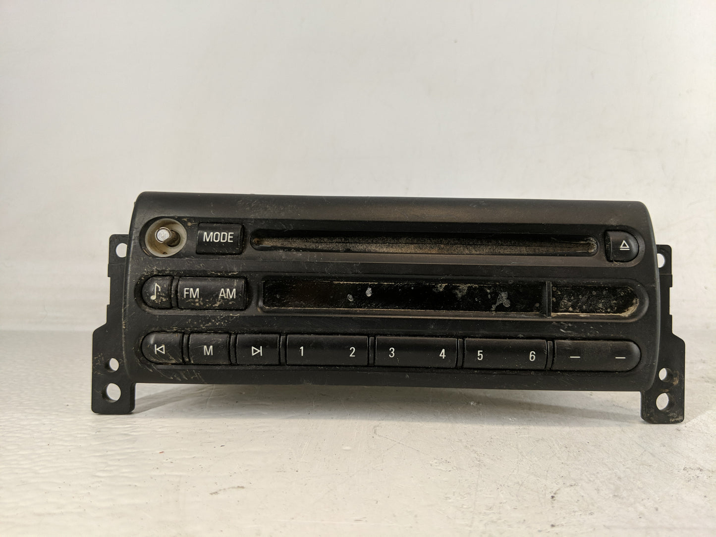 2006 Mini Cooper Radio AM FM Cd Player Receiver Replacement P/N:6512 6 977 697 Fits OEM Used Auto Parts - Oemusedautoparts1.