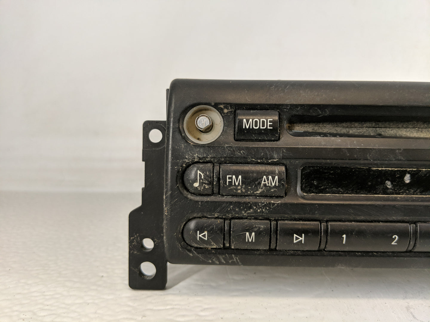 2006 Mini Cooper Radio AM FM Cd Player Receiver Replacement P/N:6512 6 977 697 Fits OEM Used Auto Parts - Oemusedautoparts1.