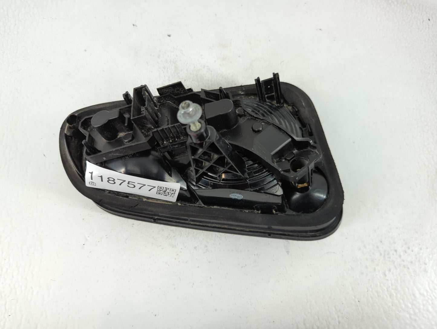 2006 Mini Cooper Tail Light Assembly Passenger Right OEM Fits OEM Used Auto Parts - Oemusedautoparts1.com
