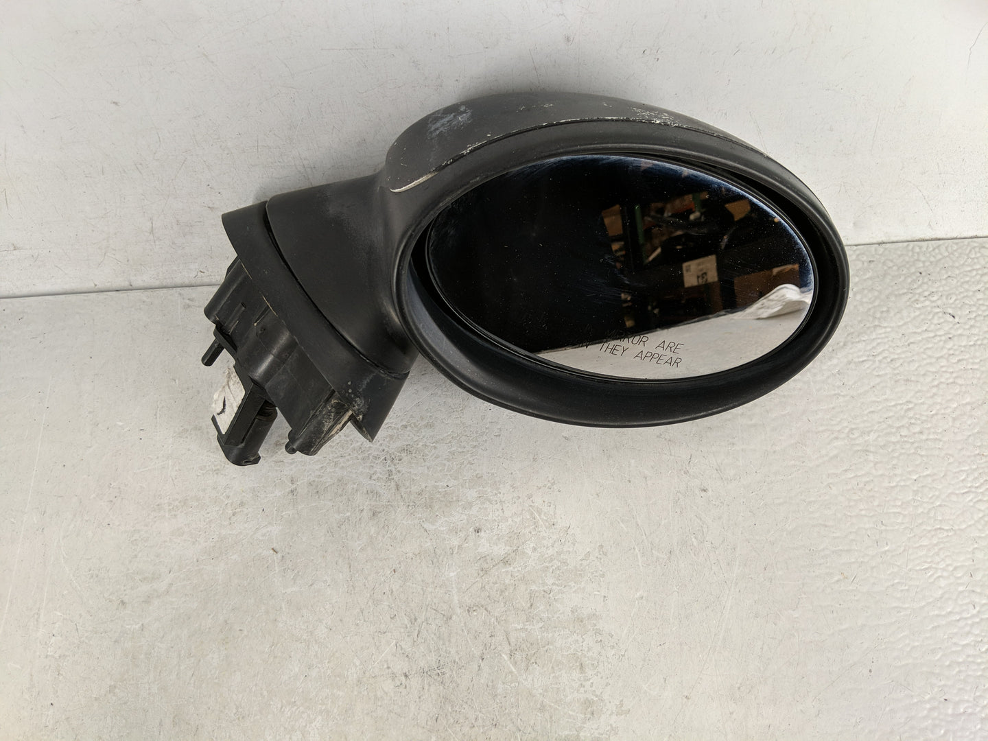 2006 Mini Cooper Passenger Right Side View Manual Door Mirror Black - Oemusedautoparts1.com