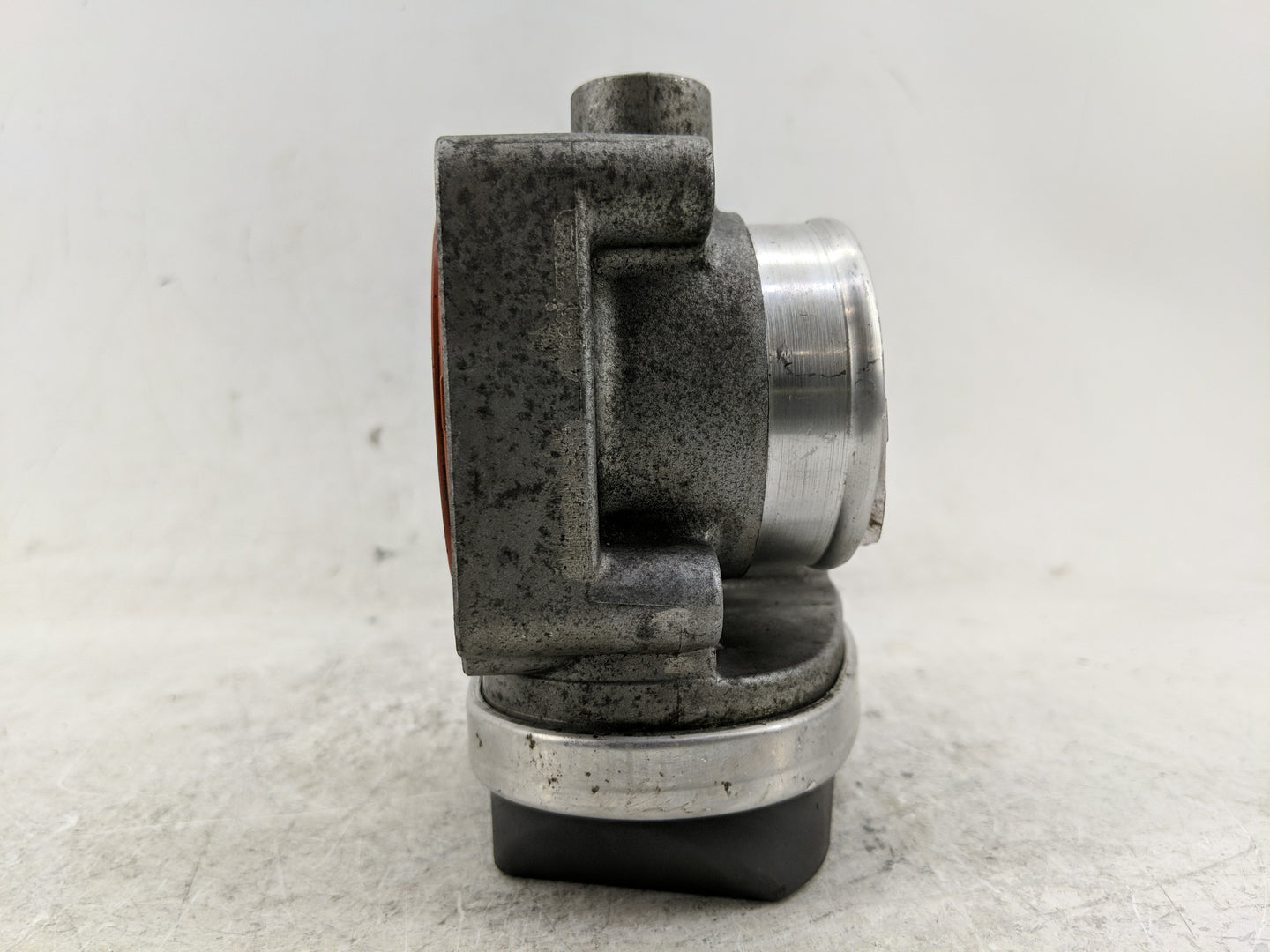 2006 Mini Cooper Throttle Body P/N:1354 7 509 043 Fits OEM Used Auto Parts - Oemusedautoparts1.com