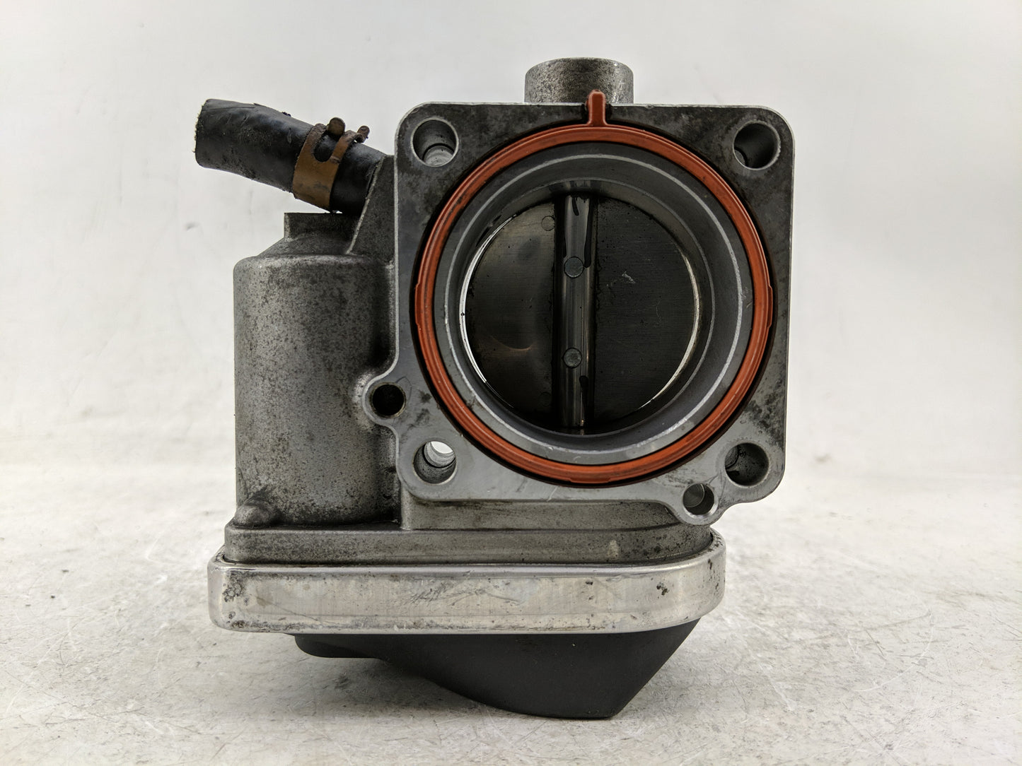 2006 Mini Cooper Throttle Body P/N:1354 7 509 043 Fits OEM Used Auto Parts - Oemusedautoparts1.com
