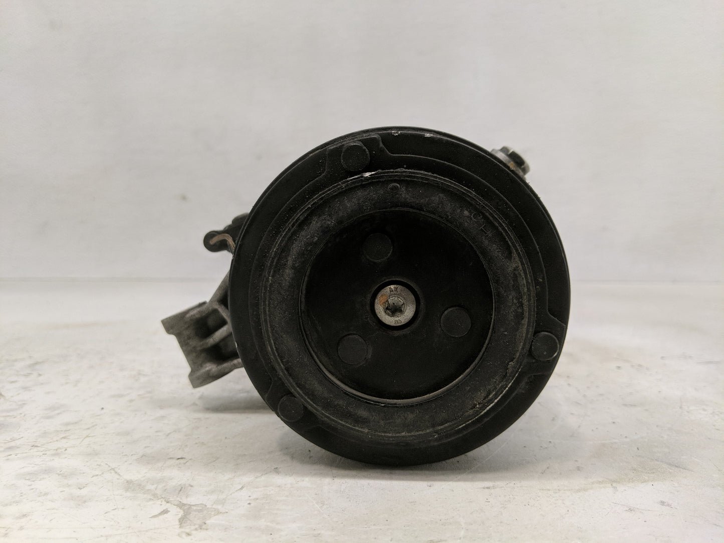 2006 Mini Cooper Air Conditioning A/c Ac Compressor Oem - Oemusedautoparts1.com