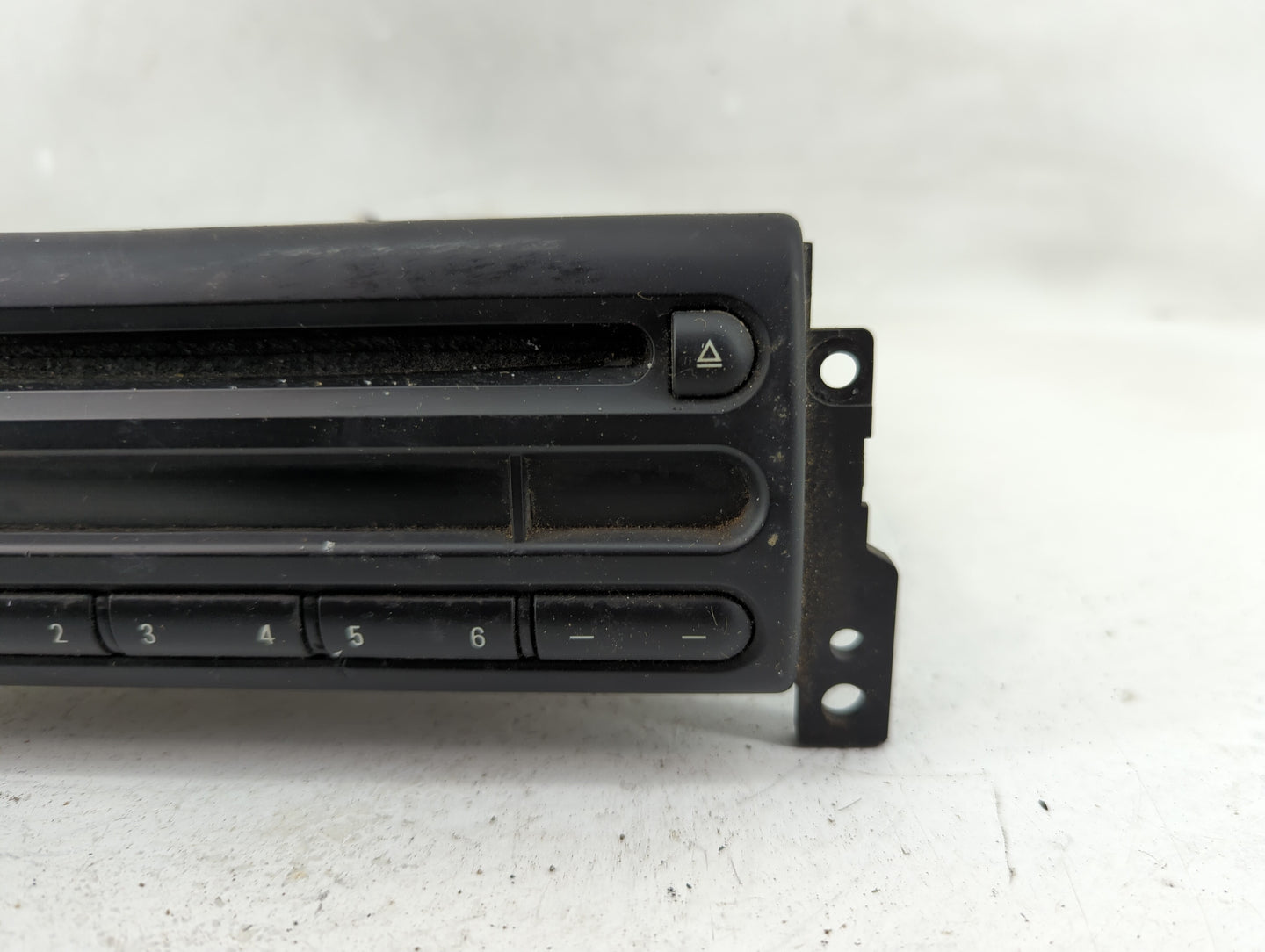 2006 Mini Cooper Radio AM FM Cd Player Receiver Replacement Fits OEM Used Auto Parts - Oemusedautoparts1.com
