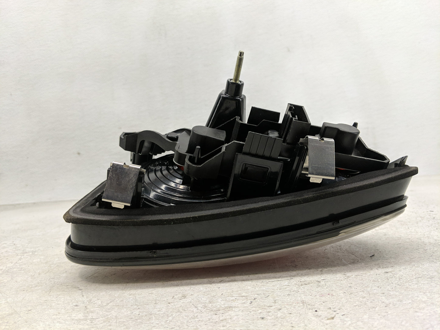 2006 Mini Cooper Tail Light Assembly Driver Left OEM Fits OEM Used Auto Parts - Oemusedautoparts1.com