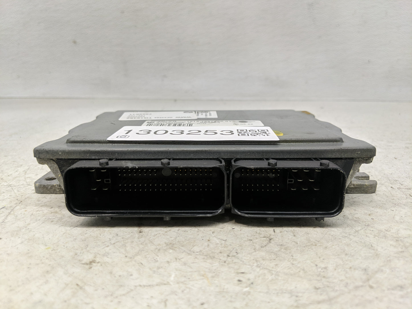 2006 Mini Cooper PCM Engine Control Computer ECU ECM PCU OEM P/N:7562634 1214-7557395-01 Fits OEM Used Auto Parts - Oemuseda