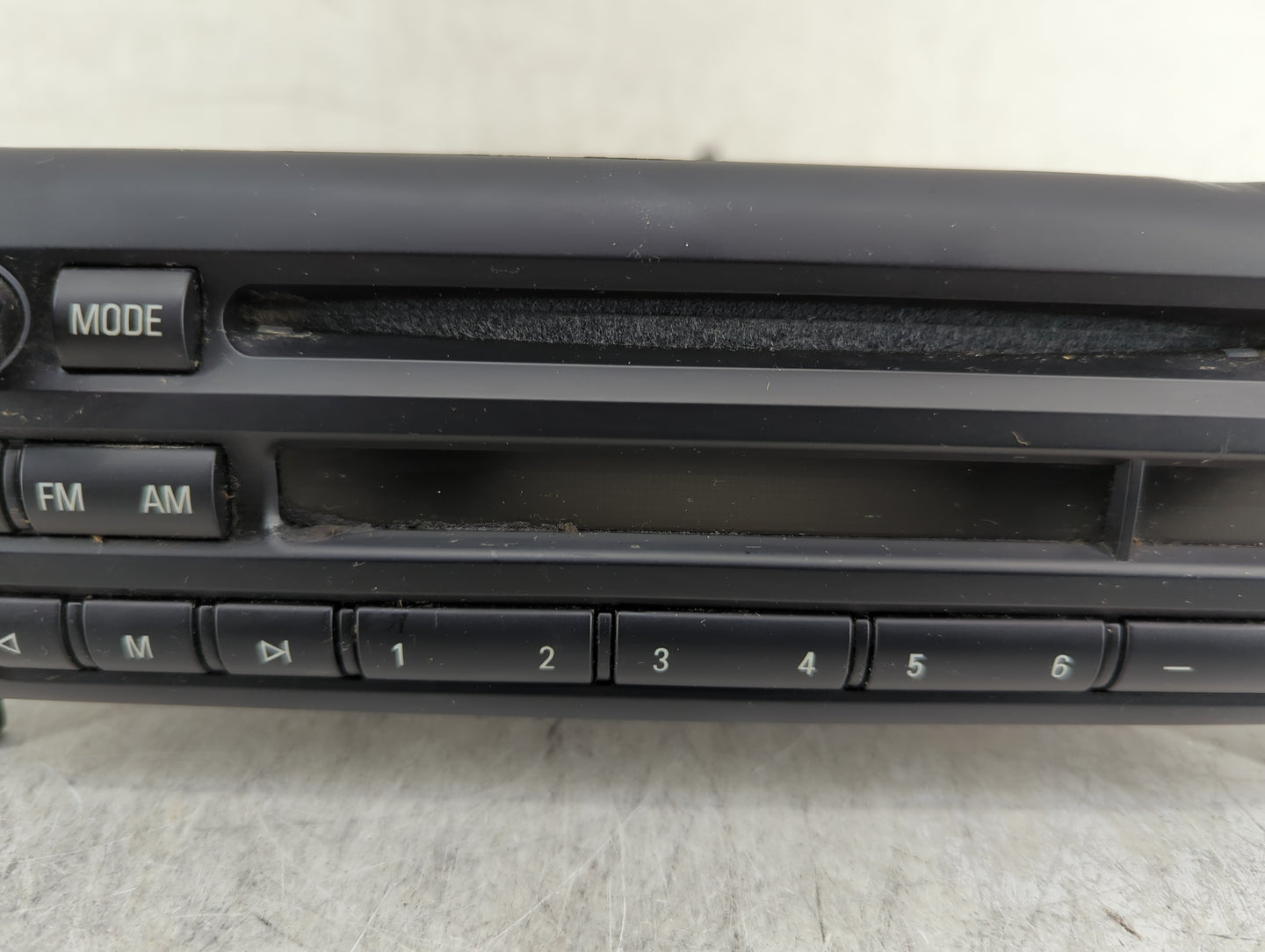 2006 Mini Cooper Radio AM FM Cd Player Receiver Replacement P/N:62116972084 Fits OEM Used Auto Parts - Oemusedautoparts1.com