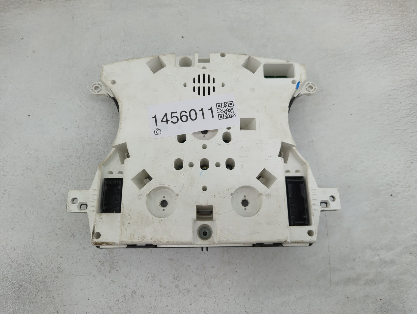 2006 Mini Cooper Instrument Cluster Speedometer Gauges Miles: Fits OEM Used Auto Parts - Oemusedautoparts1.com