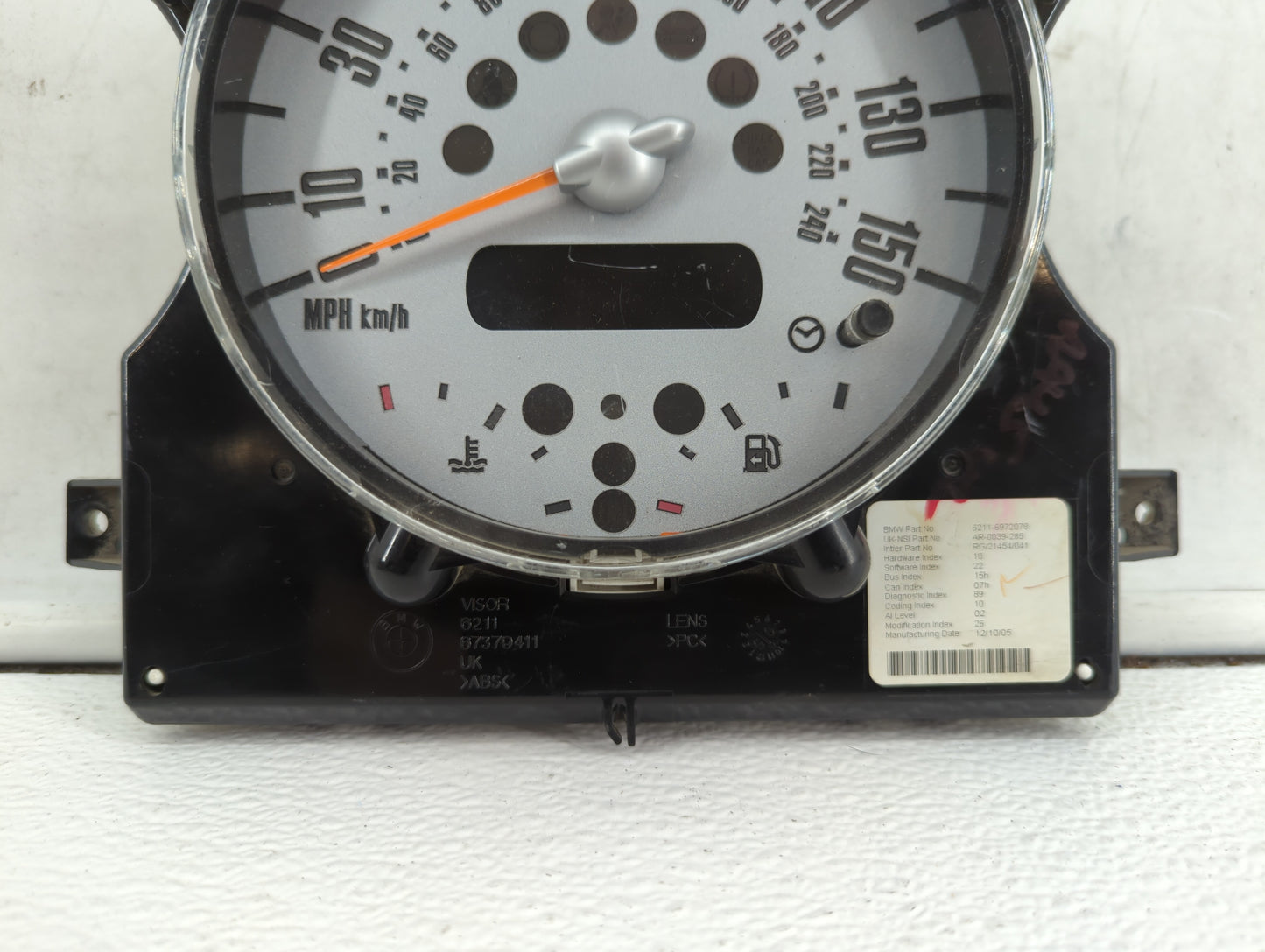 2006 Mini Cooper Instrument Cluster Speedometer Gauges P/N:6211-6978320 6211-6928885, 6928885, 6924913, 6211-6966501 Fits OE