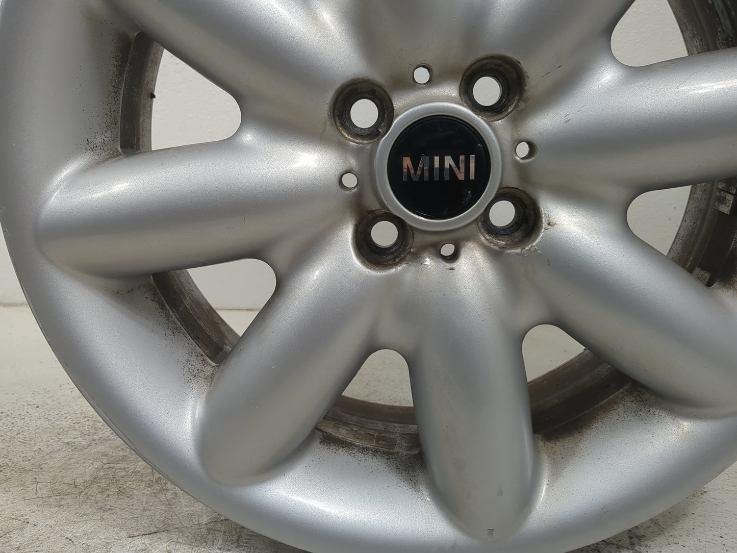 2010-2014 Mini Cooper Oem Wheel Rim - Oemusedautoparts1.com