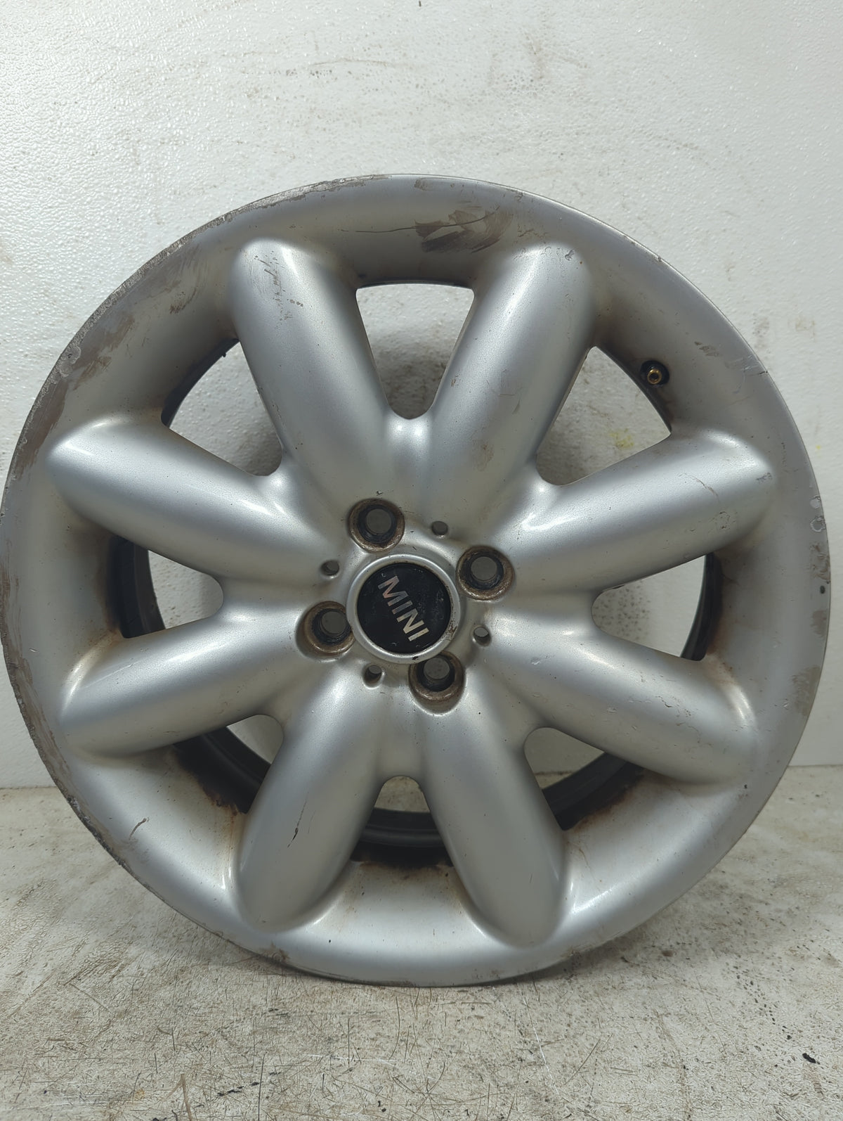 2006 Mini Cooper Oem Wheel Rim 5000550 - Oemusedautoparts1.com