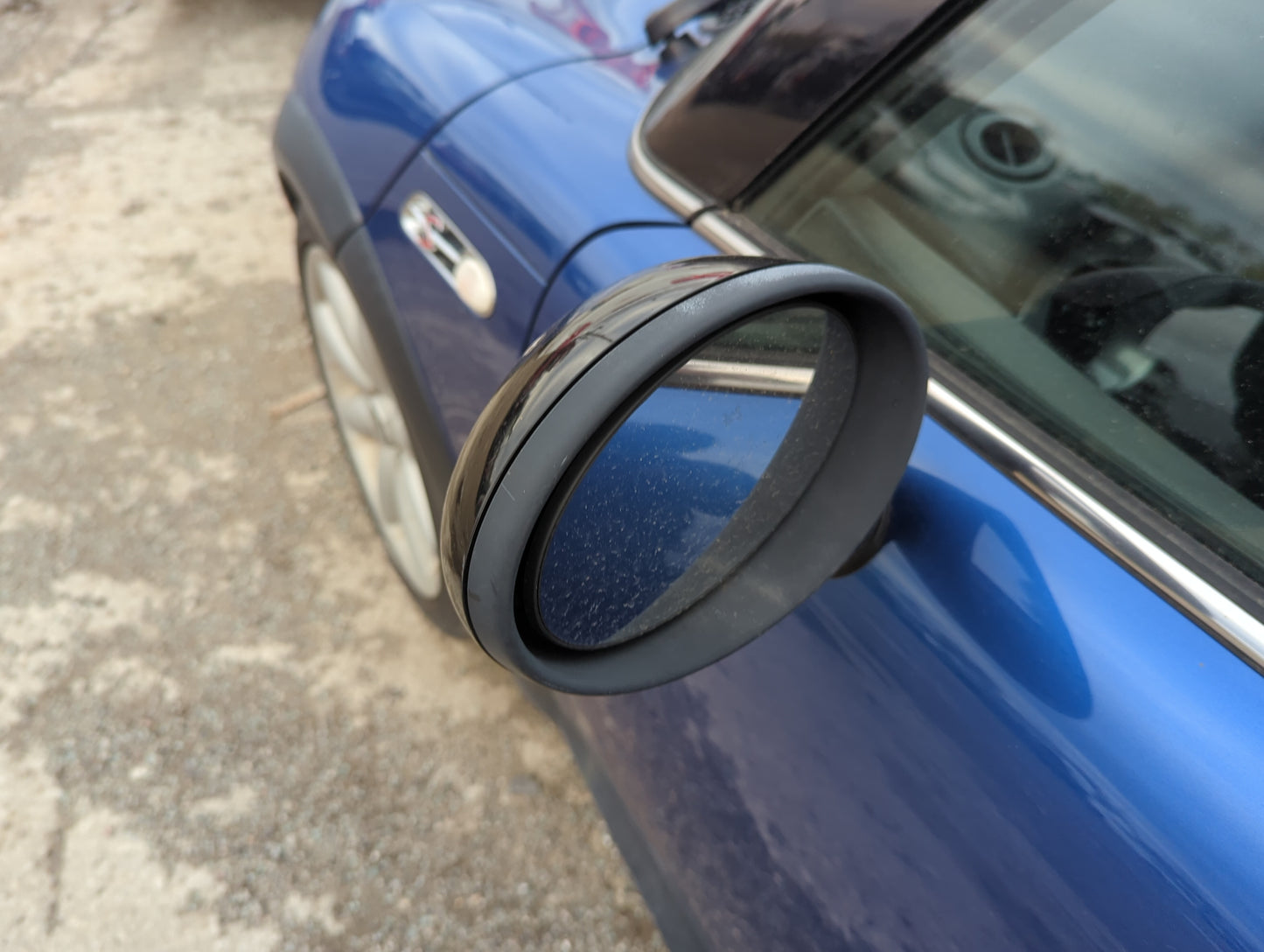 2006 Mini Cooper Driver Side View Mirror - Left Door Mirror OEM Used - Oemusedautoparts1.com