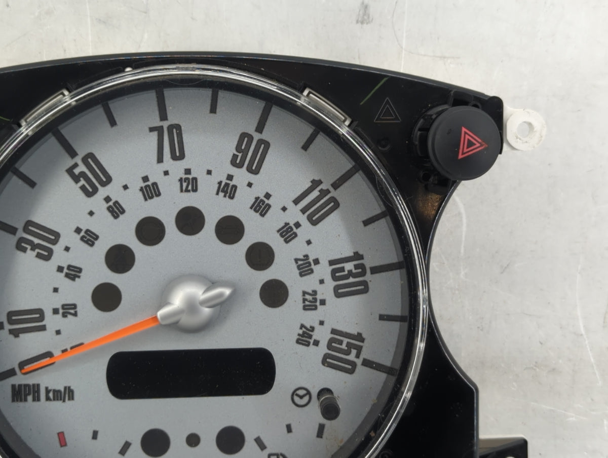 2002-2008 Mini Cooper Instrument Cluster Speedometer Gauges P/N:AR-0039-285 6211-6972078 Miles: Fits OEM Used Auto Parts - O