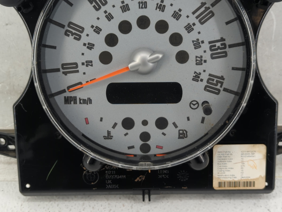2002-2008 Mini Cooper Instrument Cluster Speedometer Gauges P/N:AR-0039-285 6211-6972078 Miles: Fits OEM Used Auto Parts - O