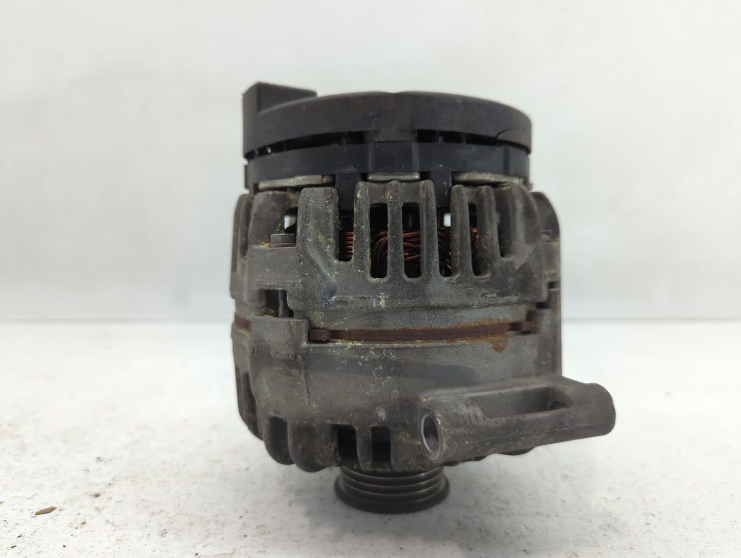 2008 Mini Cooper Alternator Replacement Generator Charging Assembly Engine OEM P/N:0 124 325 158 7559223-01 Fits OEM Used Au