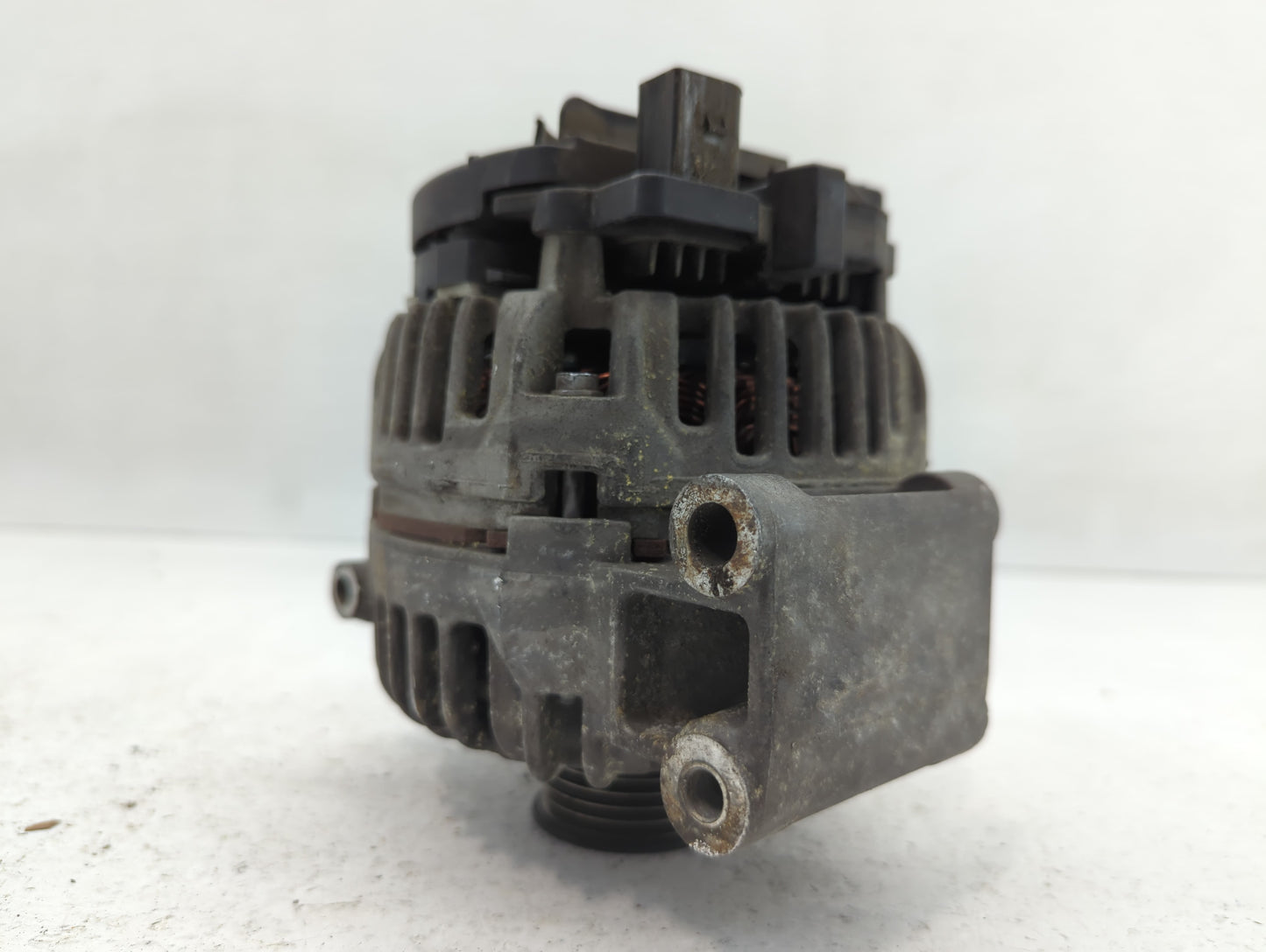 2008 Mini Cooper Alternator Replacement Generator Charging Assembly Engine OEM P/N:0 124 325 158 7559223-01 Fits OEM Used Au