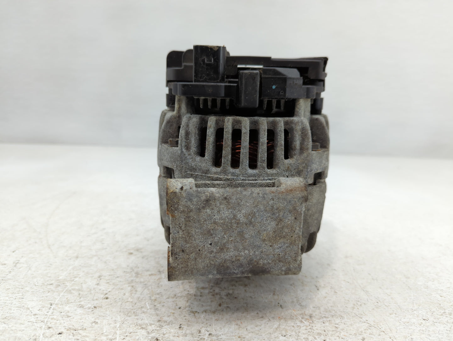 2008 Mini Cooper Alternator Replacement Generator Charging Assembly Engine OEM P/N:7559223-01 Fits OEM Used Auto Parts - Oem