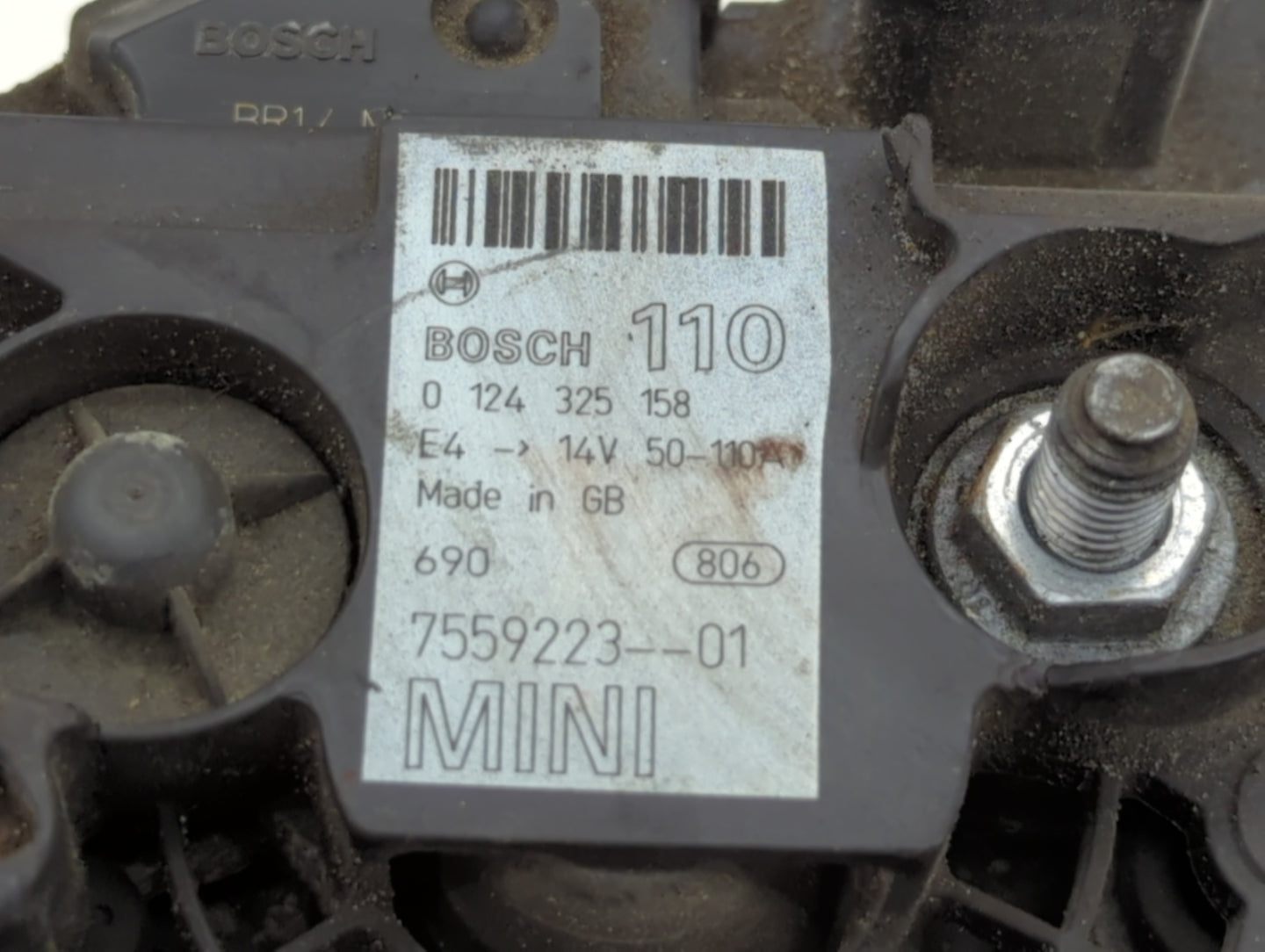 2008 Mini Cooper Alternator Replacement Generator Charging Assembly Engine OEM P/N:0 124 325 158 Fits OEM Used Auto Parts - 