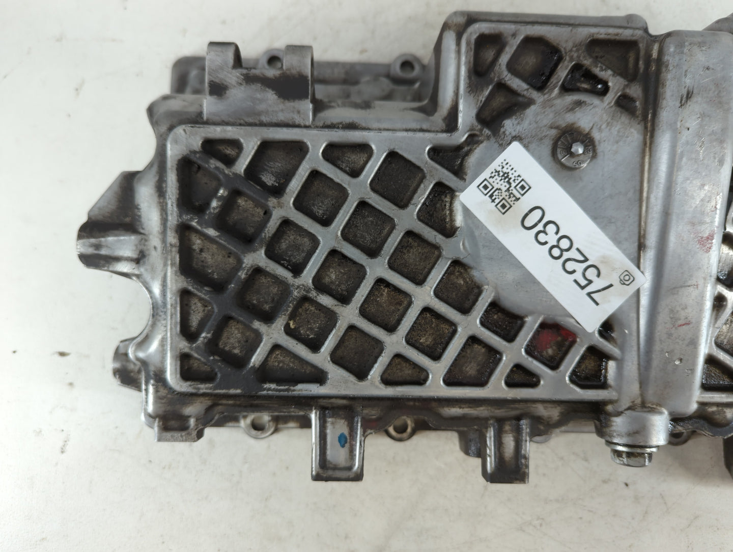 2006 Mini Cooper Engine Oil Pan P/N:35348 04777834AB Fits OEM Used Auto Parts - Oemusedautoparts1.com