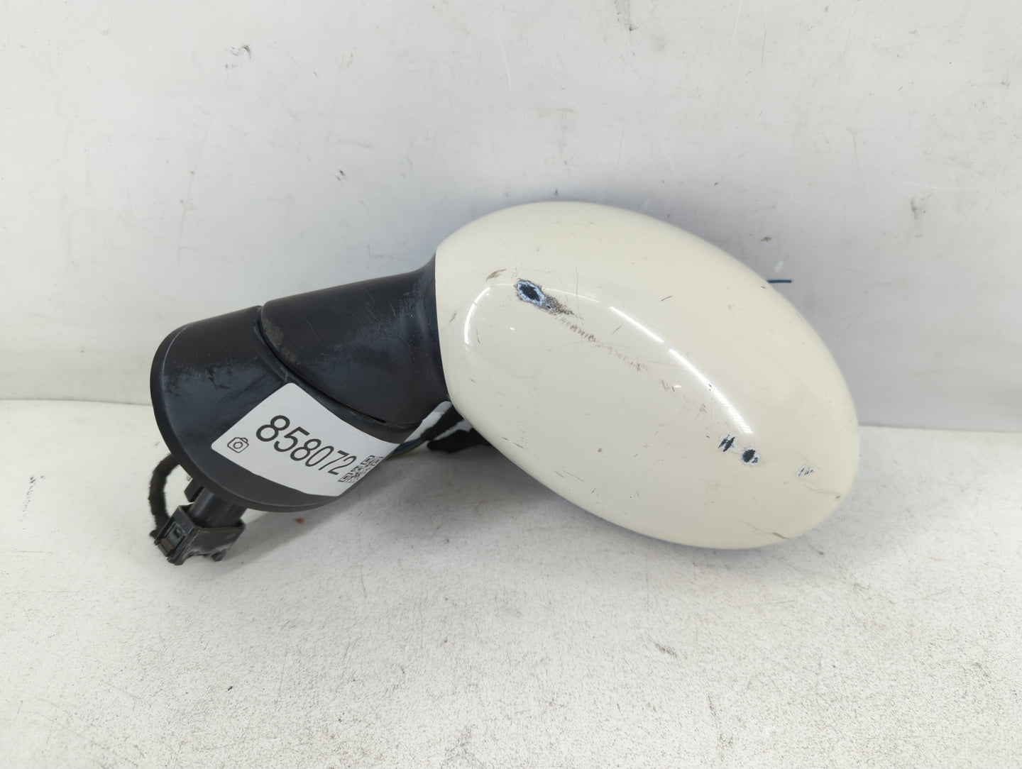 2006 Mini Cooper Driver Side View Mirror - Left Door Mirror OEM Used - Oemusedautoparts1.com