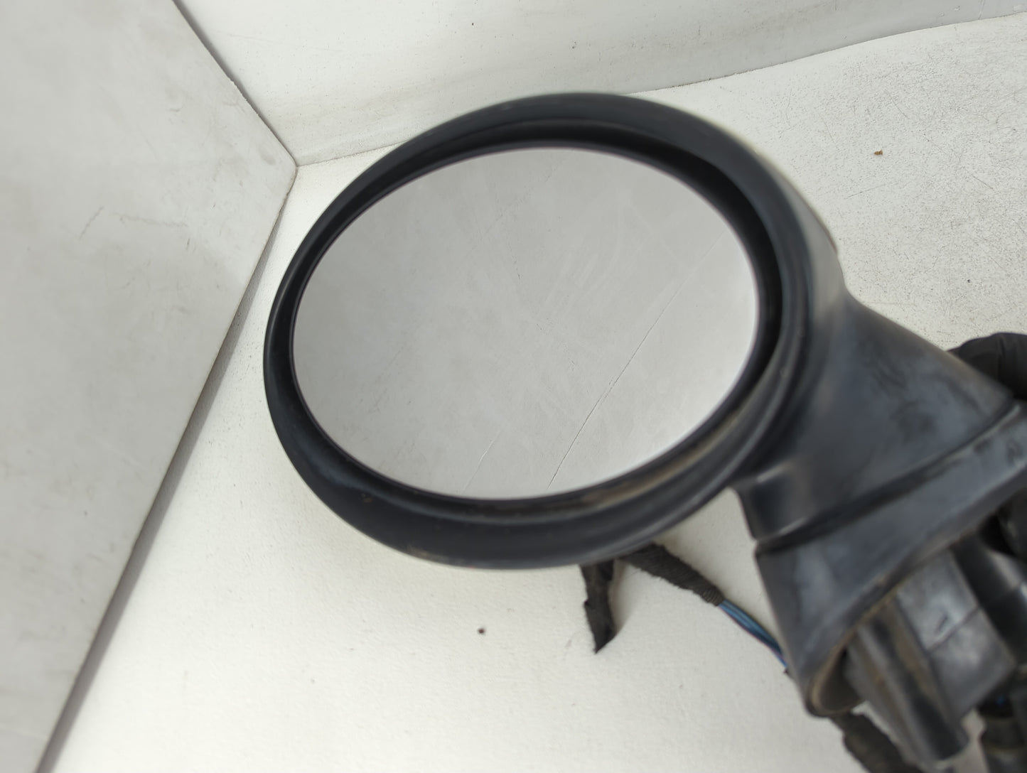 2006 Mini Cooper Driver Side View Mirror - Left Door Mirror OEM Used - Oemusedautoparts1.com