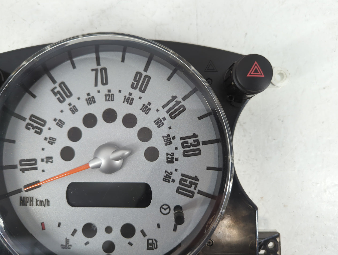 2006 Mini Cooper Instrument Cluster Speedometer Gauges P/N:RG/21454/045 AR-0039-015, 6211-6978320 Fits OEM Used Auto Parts -