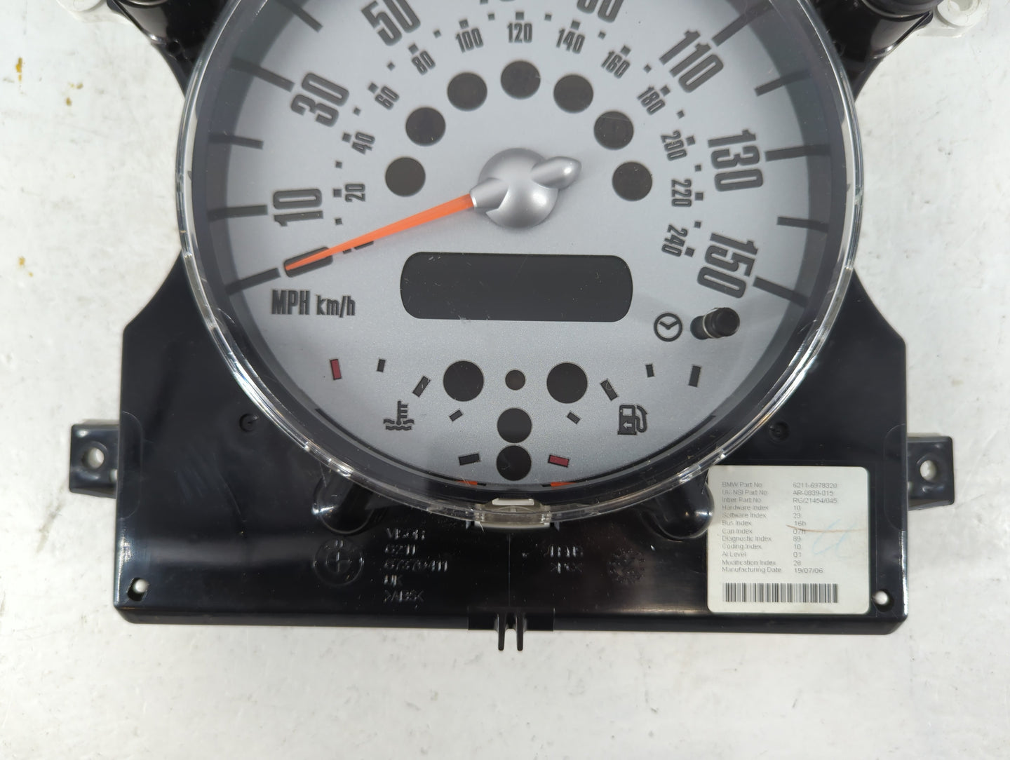 2006 Mini Cooper Instrument Cluster Speedometer Gauges P/N:RG/21454/045 AR-0039-015, 6211-6978320 Fits OEM Used Auto Parts -