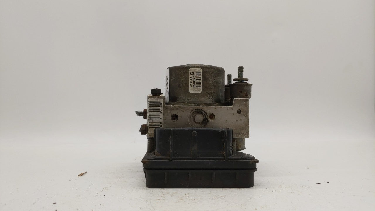 2004-2006 Mitsubishi Endeavor ABS Pump Control Module Replacement Fits Fits 2004 2005 2006 OEM Used Auto Parts - Oemusedauto