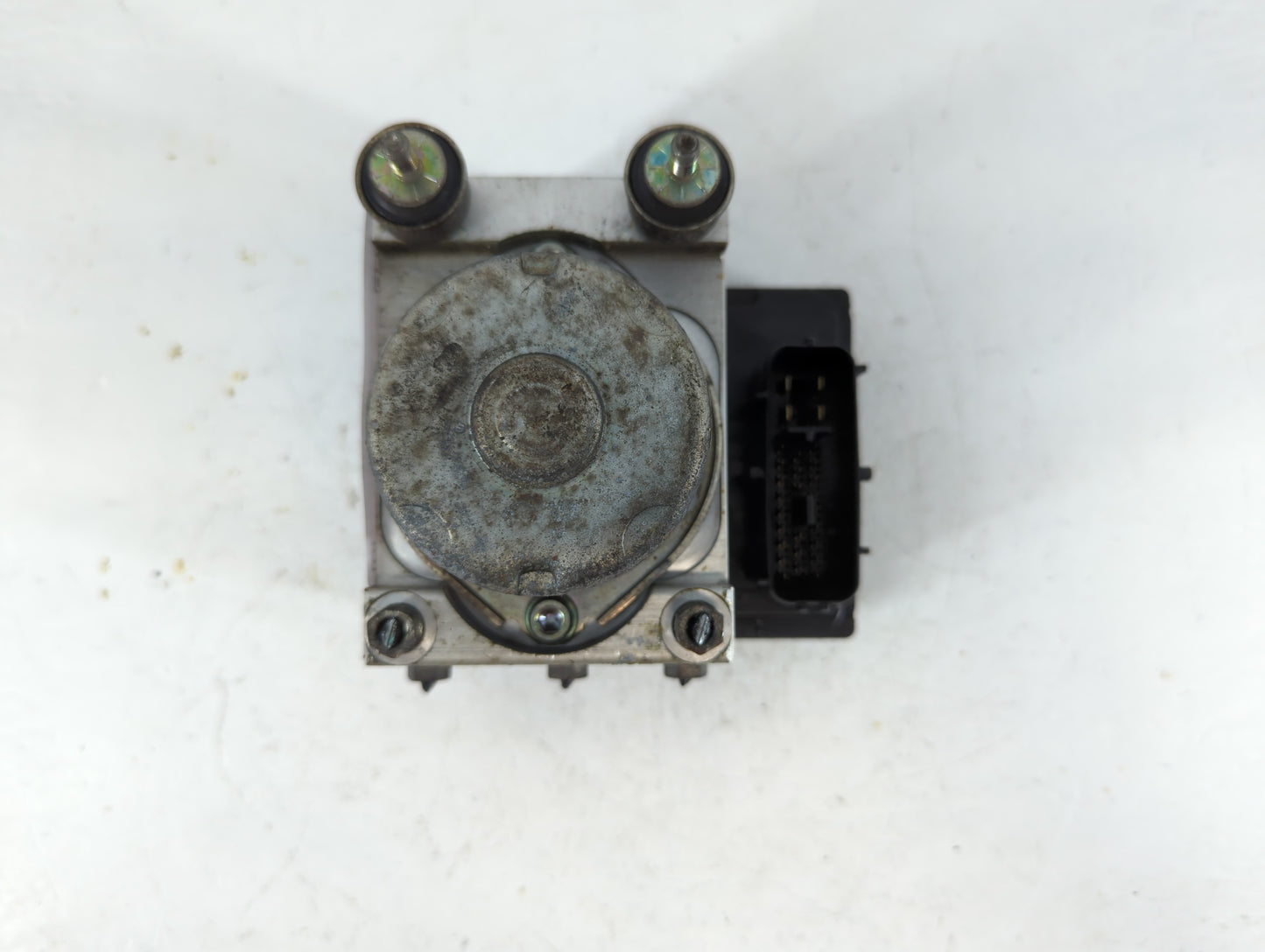 2010-2011 Mitsubishi Endeavor ABS Pump Control Module Replacement P/N:15281789 Fits Fits 2010 2011 OEM Used Auto Parts - Oem
