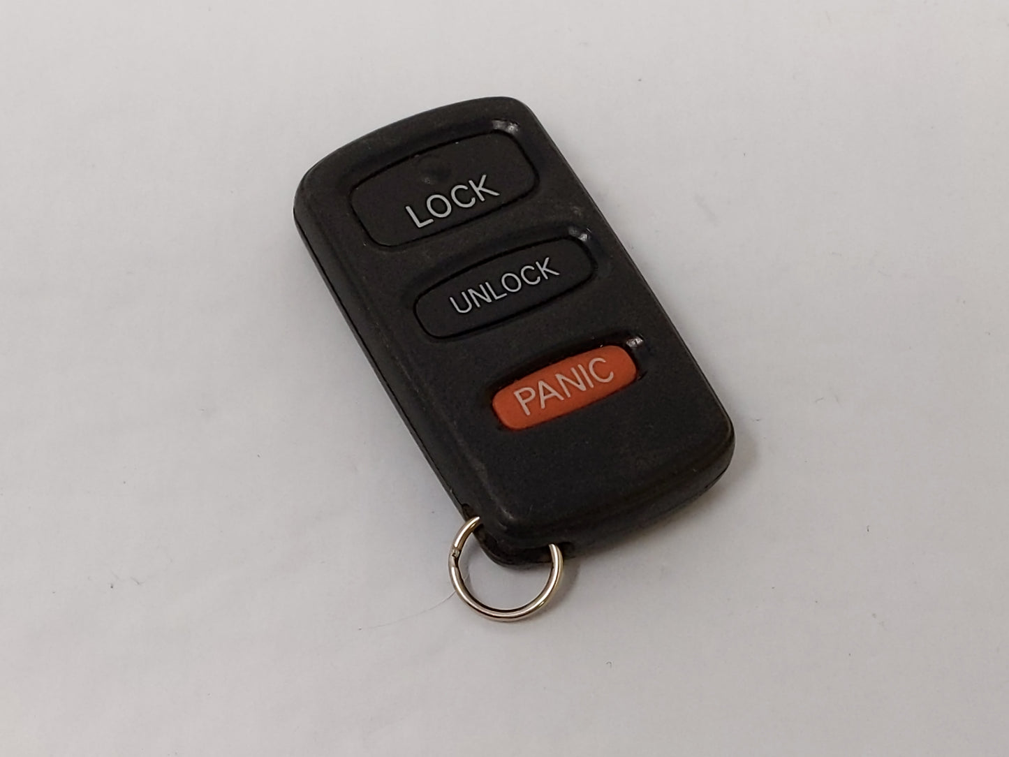 2000-2006 Mitsubishi Montero Keyless Entry Remote E4eg8d-522m-A 3 Buttons - Oemusedautoparts1.com