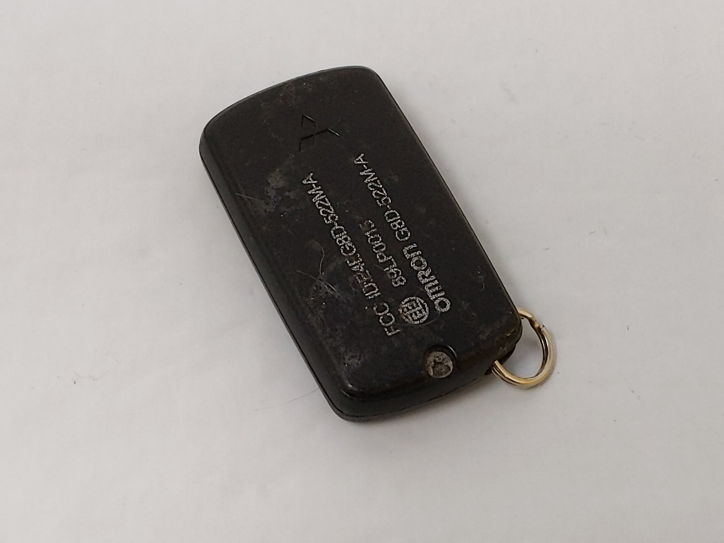 2000-2006 Mitsubishi Montero Keyless Entry Remote E4eg8d-522m-A 3 Buttons - Oemusedautoparts1.com