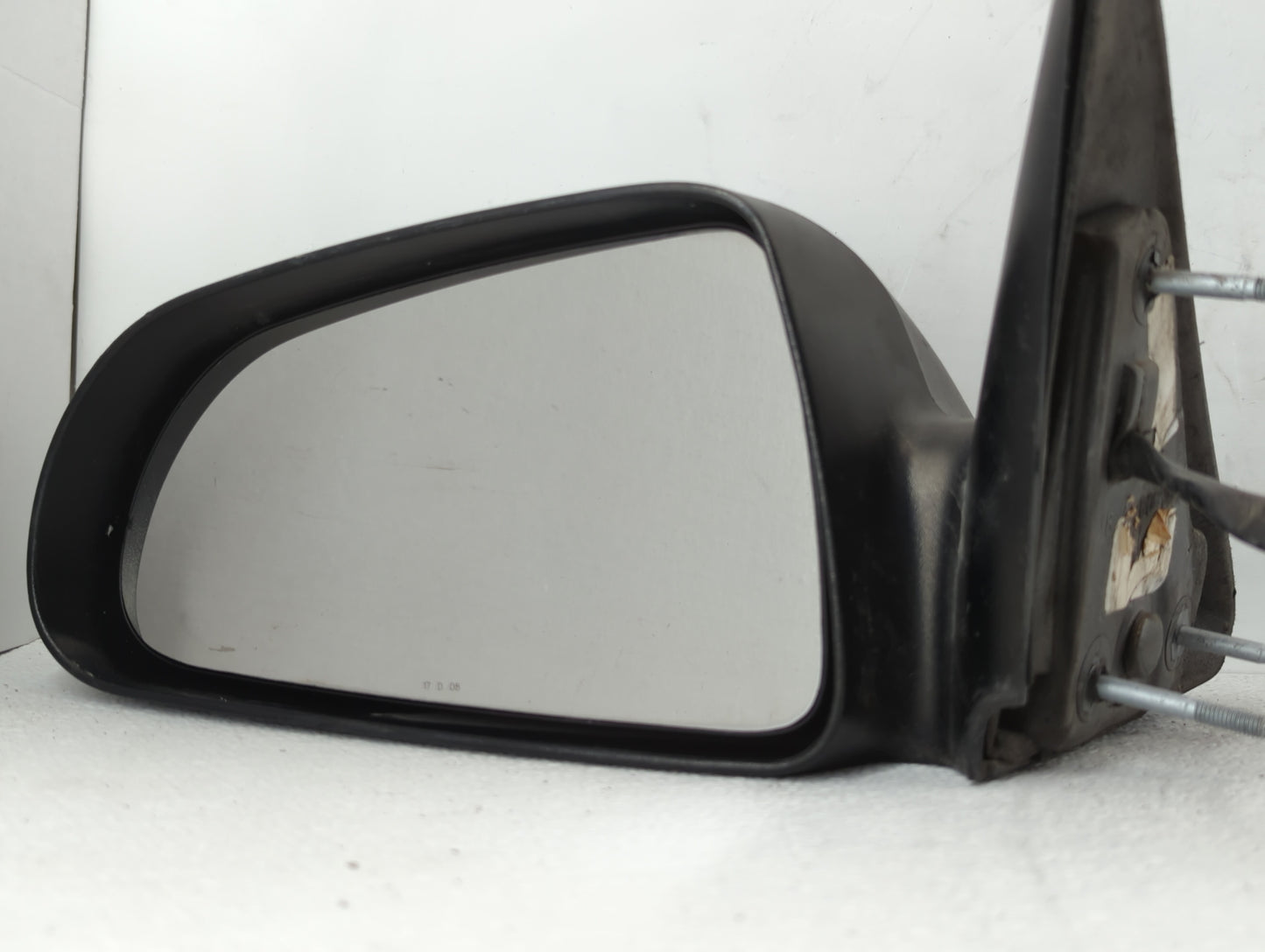 2006-2008 Mitsubishi Raider Driver Side View Mirror - Left Door Mirror OEM Used - Oemusedautoparts1.com