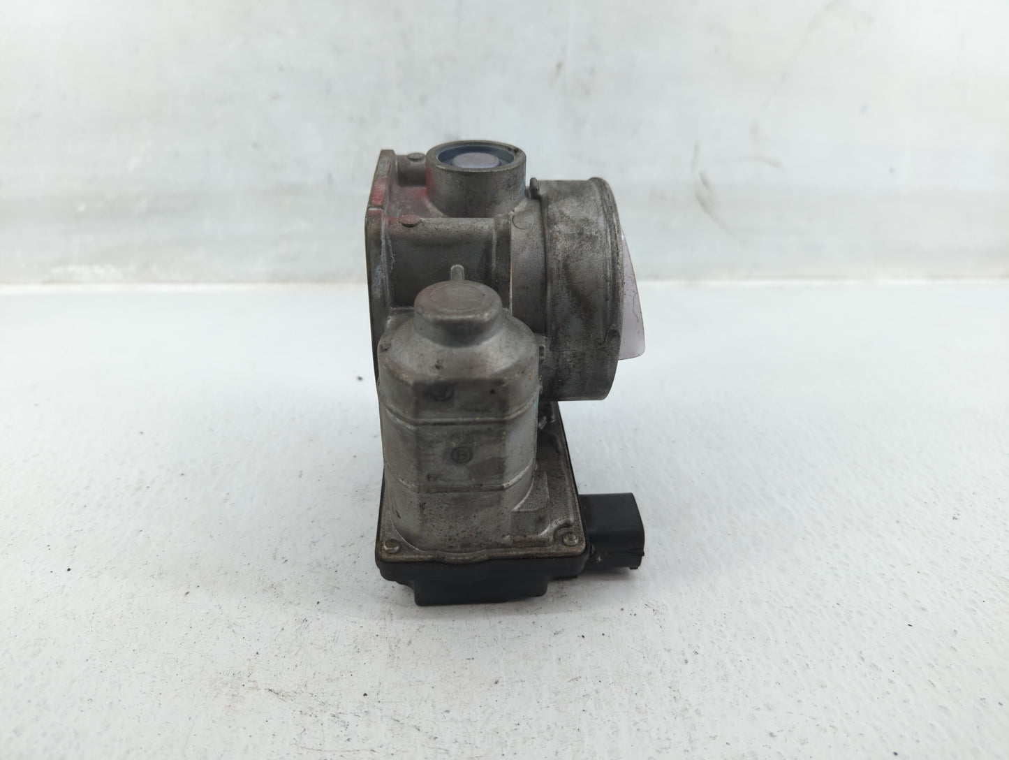 2006 Nissan 350z Throttle Body P/N:RME70-04 Fits Fits 2007 2008 2009 OEM Used Auto Parts - Oemusedautoparts1.com