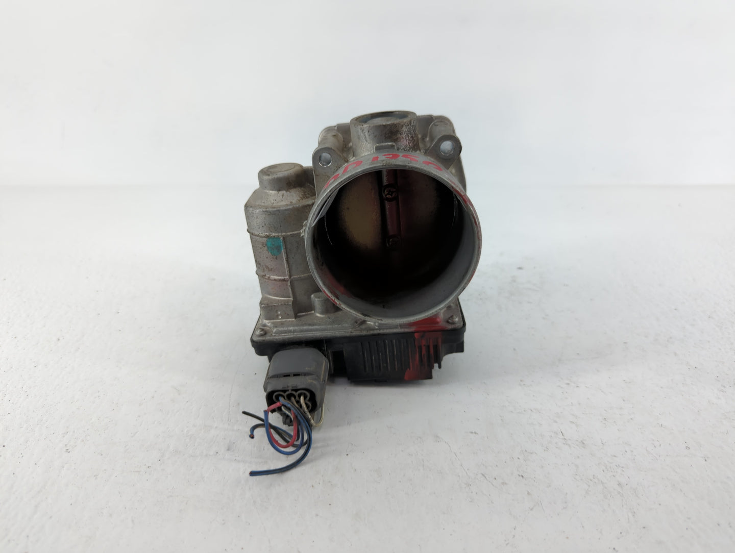 2003-2006 Nissan 350z Throttle Body P/N:RME70-04 Fits Fits 2002 2003 2004 2005 2006 OEM Used Auto Parts - Oemusedautoparts1.