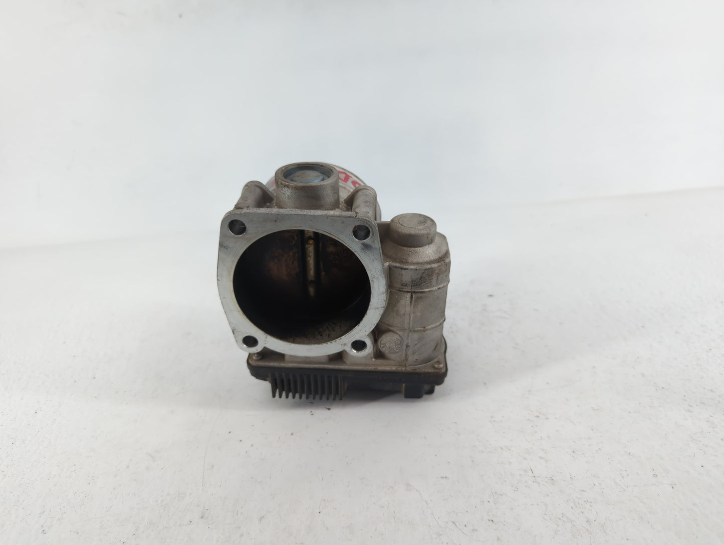 2003-2006 Nissan 350z Throttle Body P/N:RME70-04 Fits Fits 2002 2003 2004 2005 2006 OEM Used Auto Parts - Oemusedautoparts1.