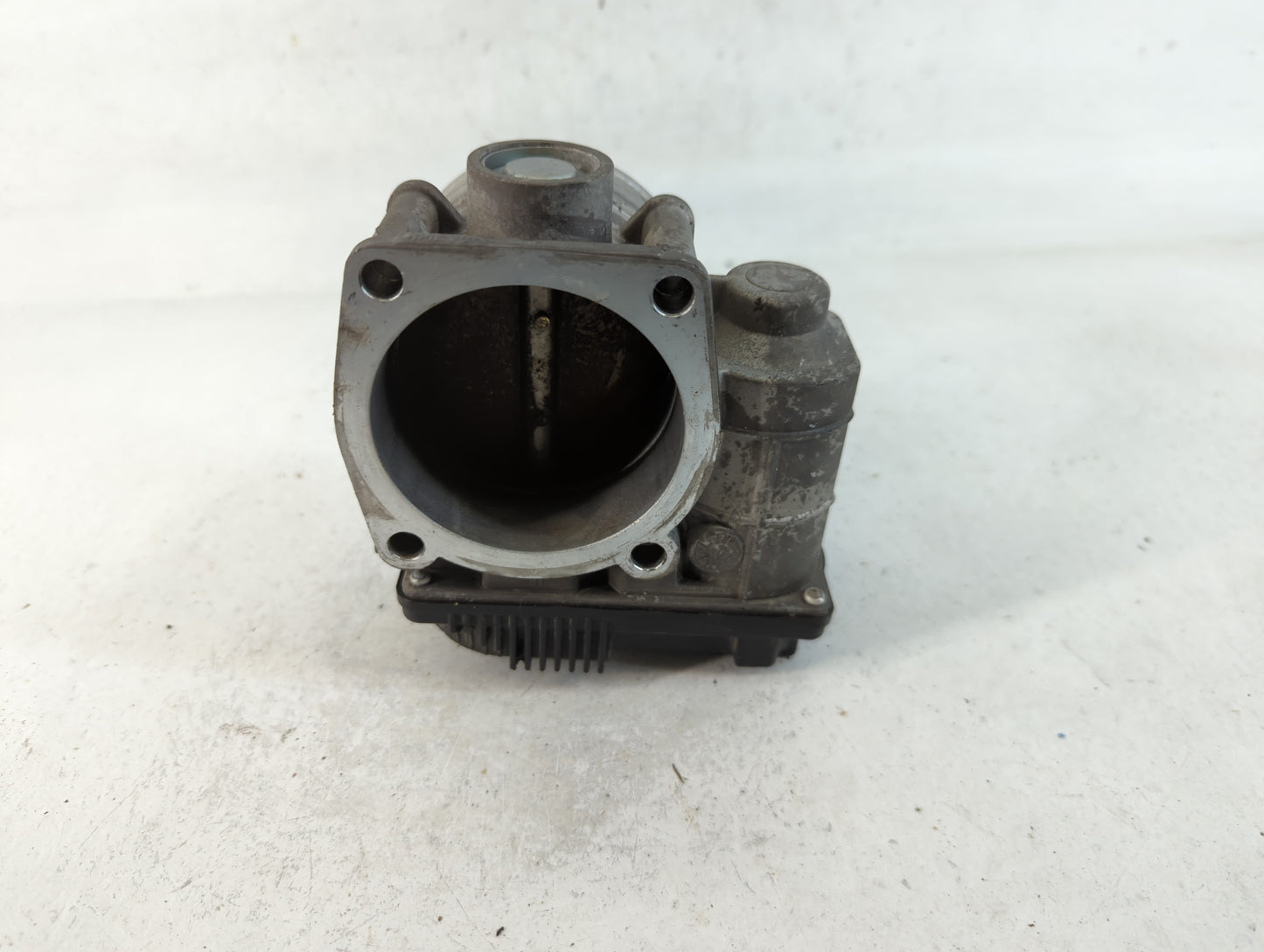 2003-2006 Nissan 350z Throttle Body P/N:RME70-04 Fits Fits 2002 2003 2004 2005 2006 OEM Used Auto Parts - Oemusedautoparts1.