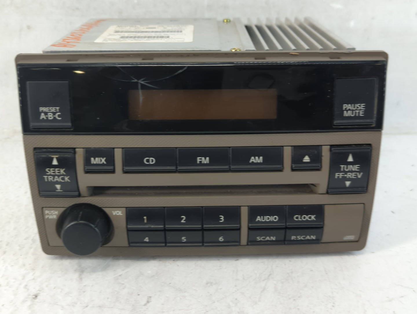 2005-2006 Nissan Altima Radio AM FM Cd Player Receiver Replacement P/N:28185 ZB10C Fits Fits 2005 2006 OEM Used Auto Parts -