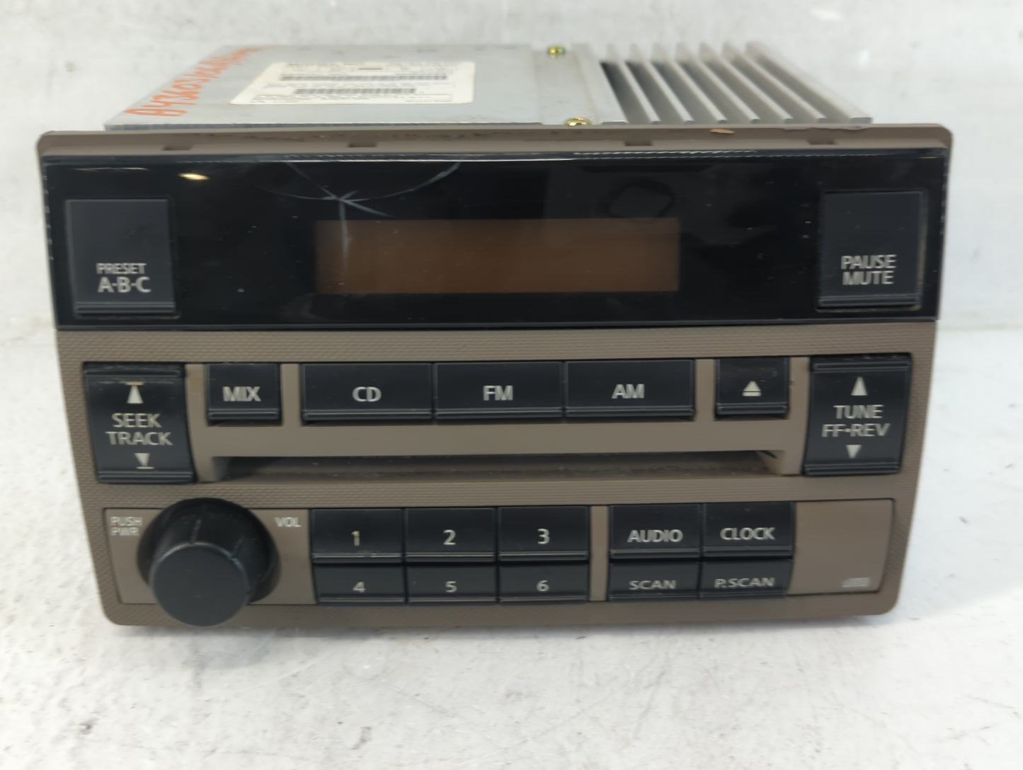 2005-2006 Nissan Altima Radio AM FM Cd Player Receiver Replacement P/N:28185 ZB10C Fits Fits 2005 2006 OEM Used Auto Parts -