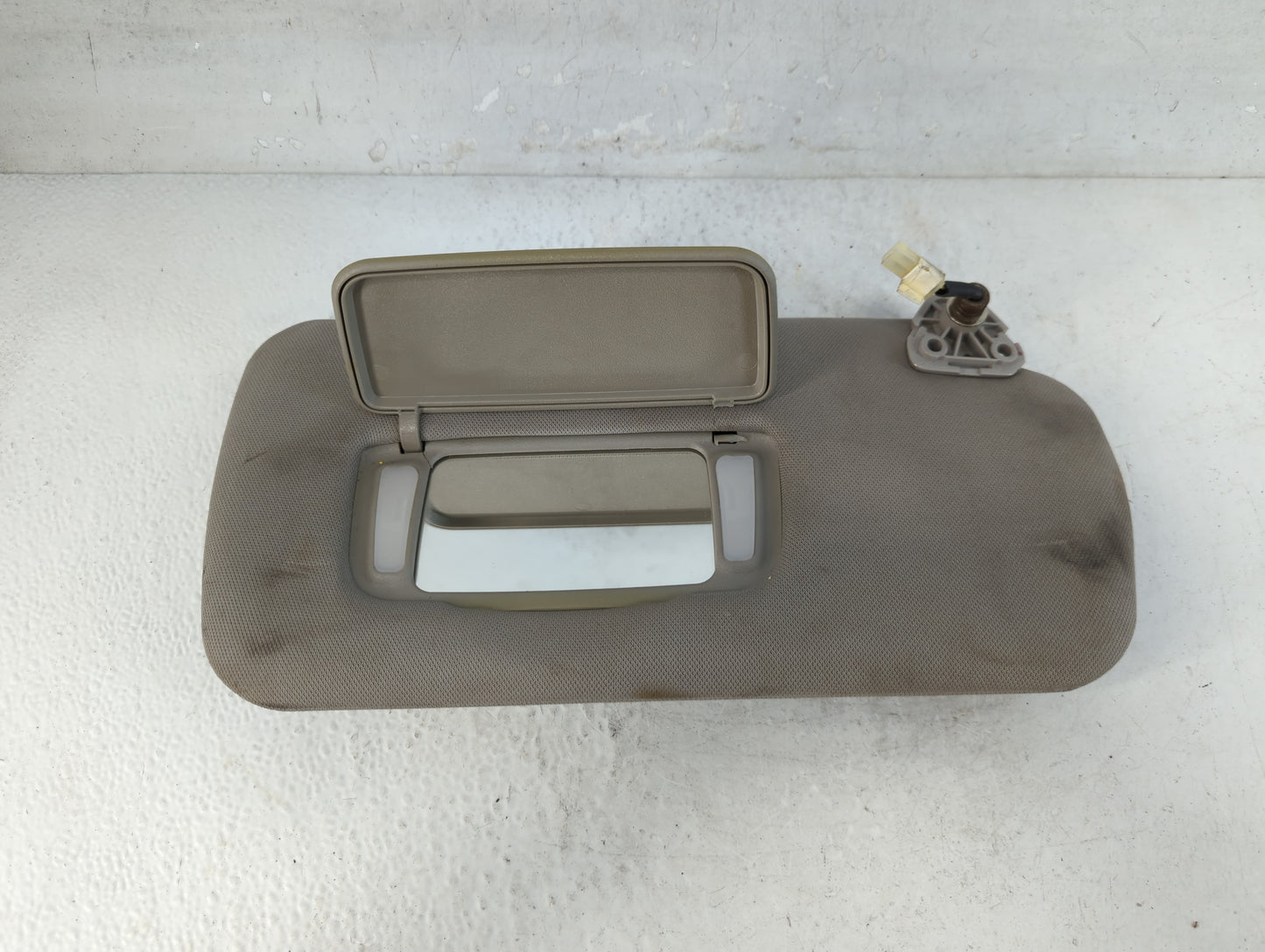 2005-2006 Nissan Altima Sun Visor Shade Replacement Passenger Right Mirror Fits Fits 2005 2006 OEM Used Auto Parts - Oemused