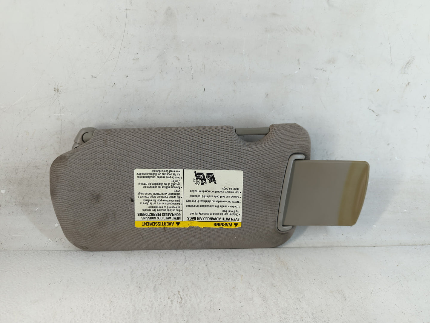 2005-2006 Nissan Altima Sun Visor Shade Replacement Passenger Right Mirror Fits Fits 2005 2006 OEM Used Auto Parts - Oemused