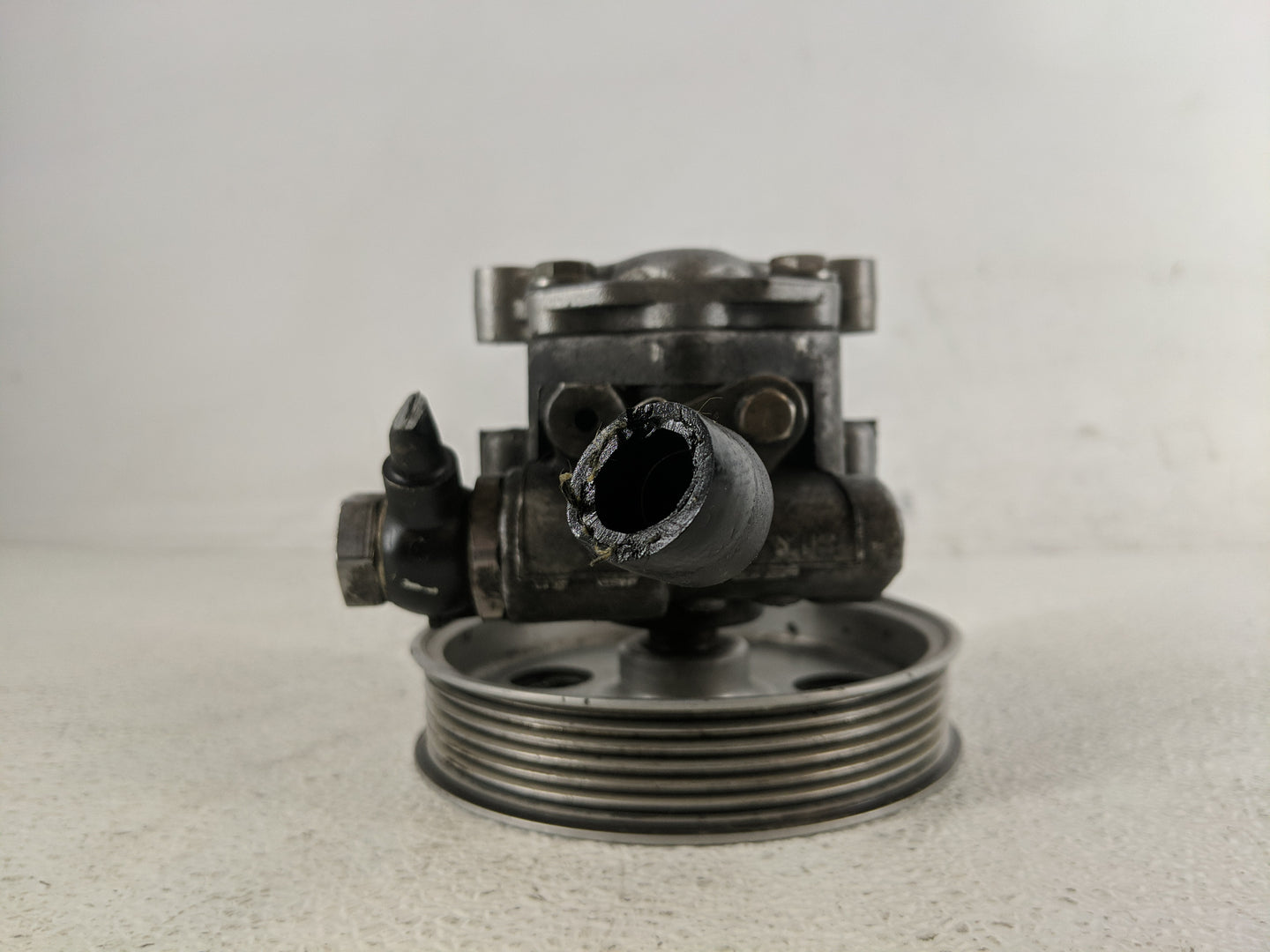 2004-2006 Nissan Altima Power Steering Column Pump Oem - Oemusedautoparts1.com